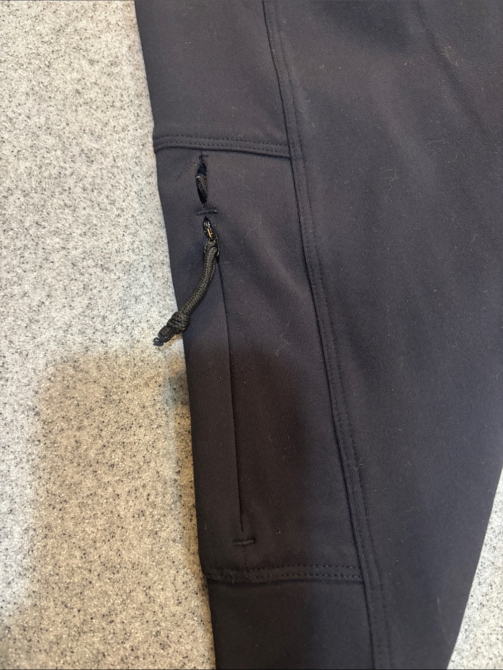 Avalanche Black Leggings - Picture 3 of 5